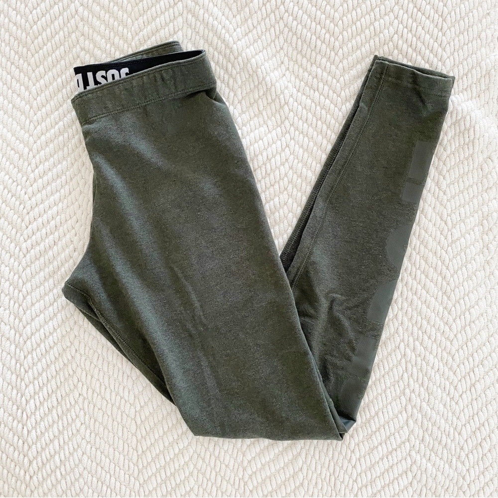 Nike women’s leggings